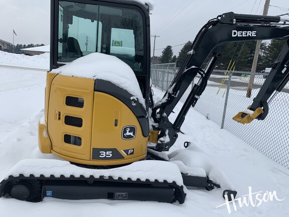 Photo of 2024 John Deere 35 P