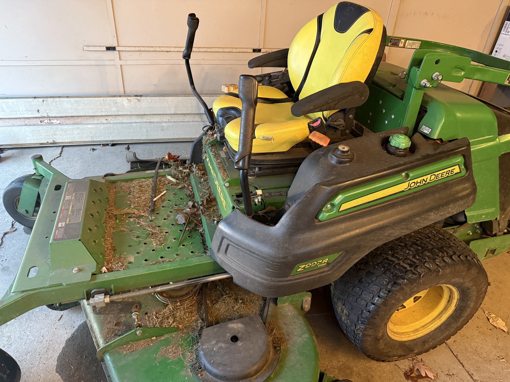 2019 John Deere Z997R Image 1