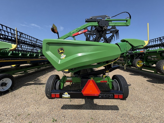 Used 2025 John Deere HDR 35 Combine Platforms at Horizon Ag & Turf in Lloydminster, AB - Photo5