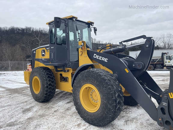 544 G-Tier | Mid-Size Wheel Loader | John Deere US
