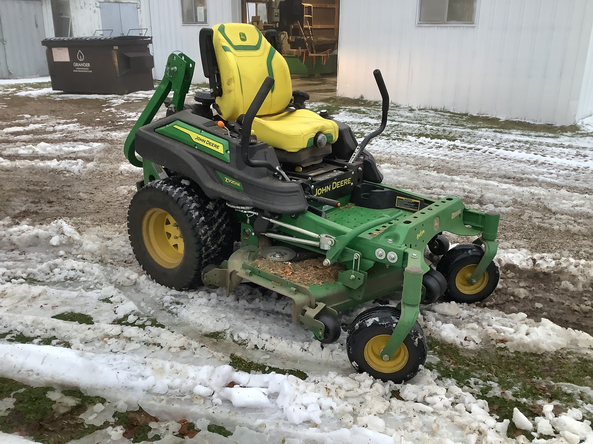 2024 John Deere Z920M