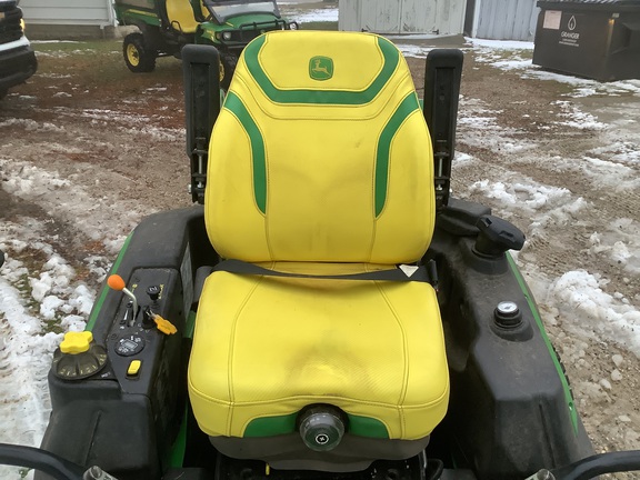 Photo of 2024 John Deere Z920M