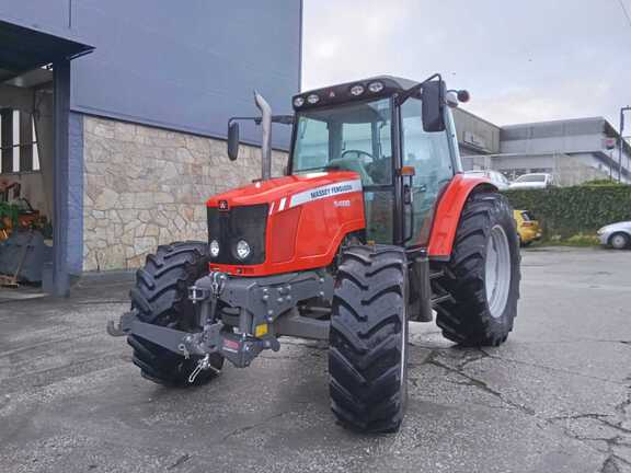 Massey Ferguson 5460