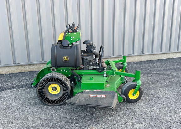 2023 John-Deere 661R