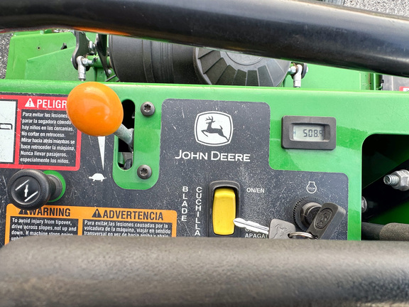 2023 John-Deere 661R