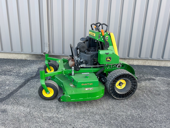 2023 John-Deere 661R