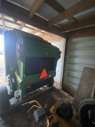 2005 John Deere 457 Photo 2