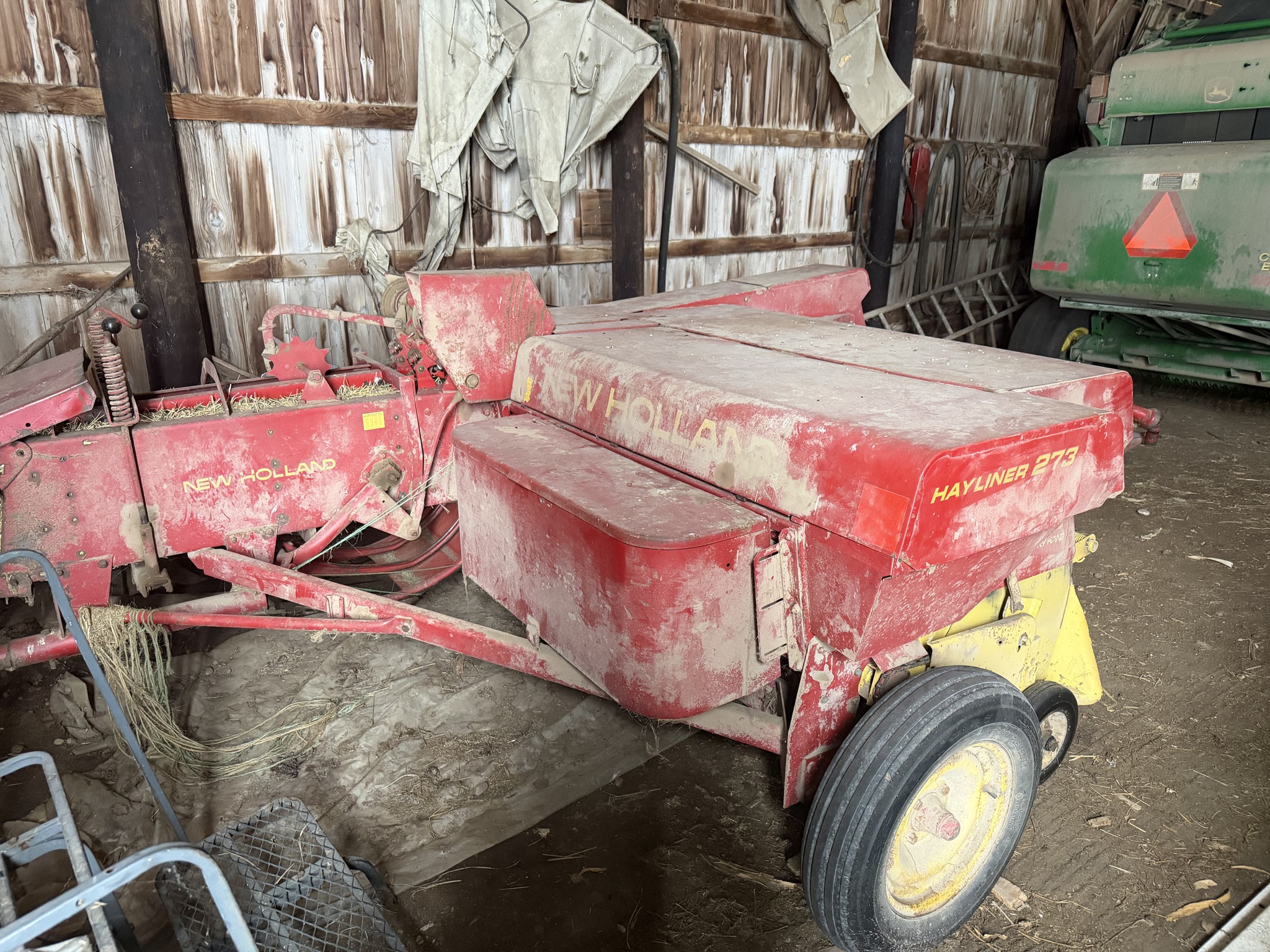 1973 New Holland 273 Image 7