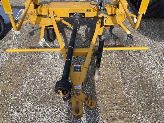 Used 2021 Vermeer TE1710 Tedders at Koenig Equipment in Greensburg, IN - Photo6