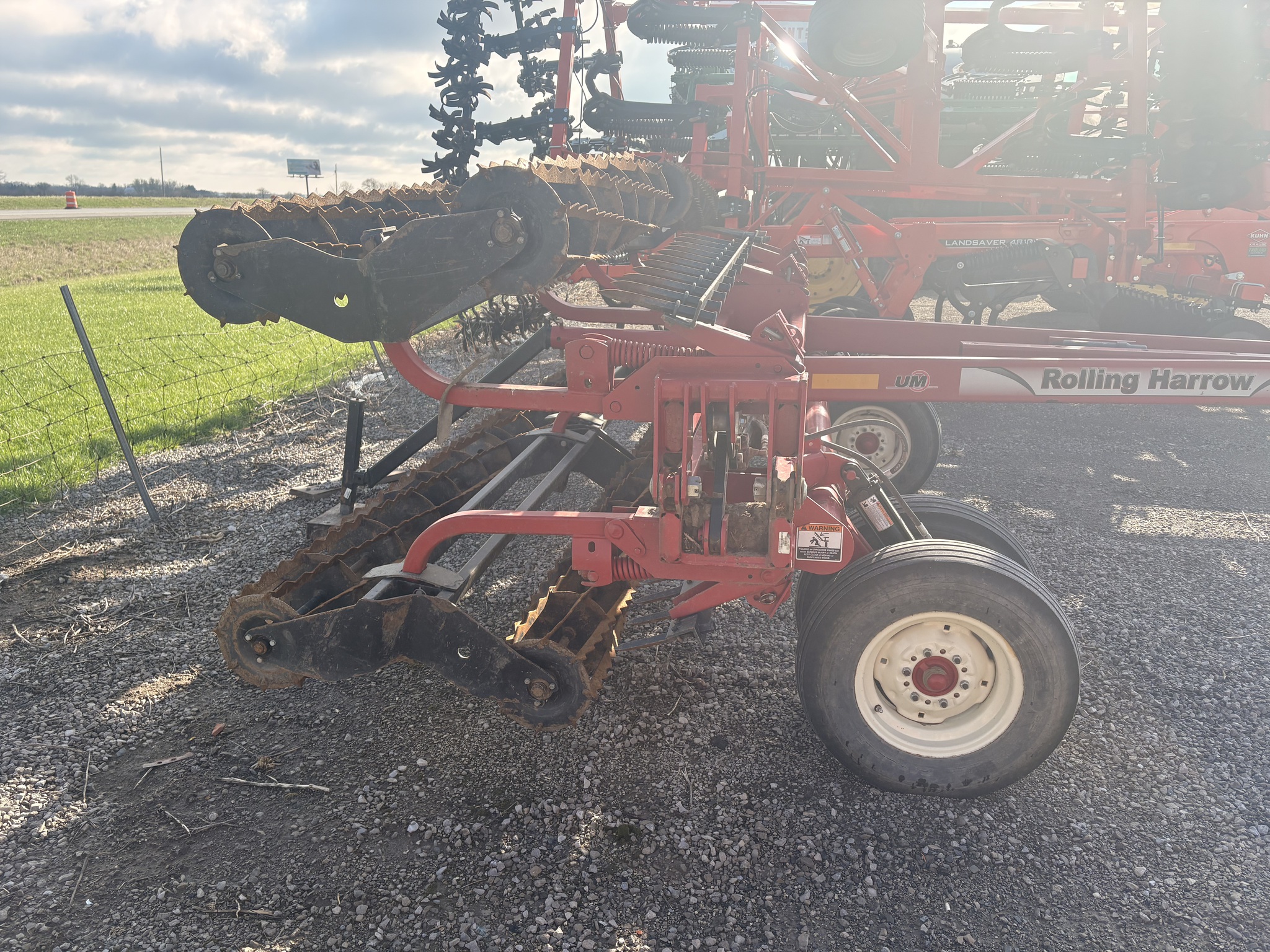 Unverferth 225 Image 8