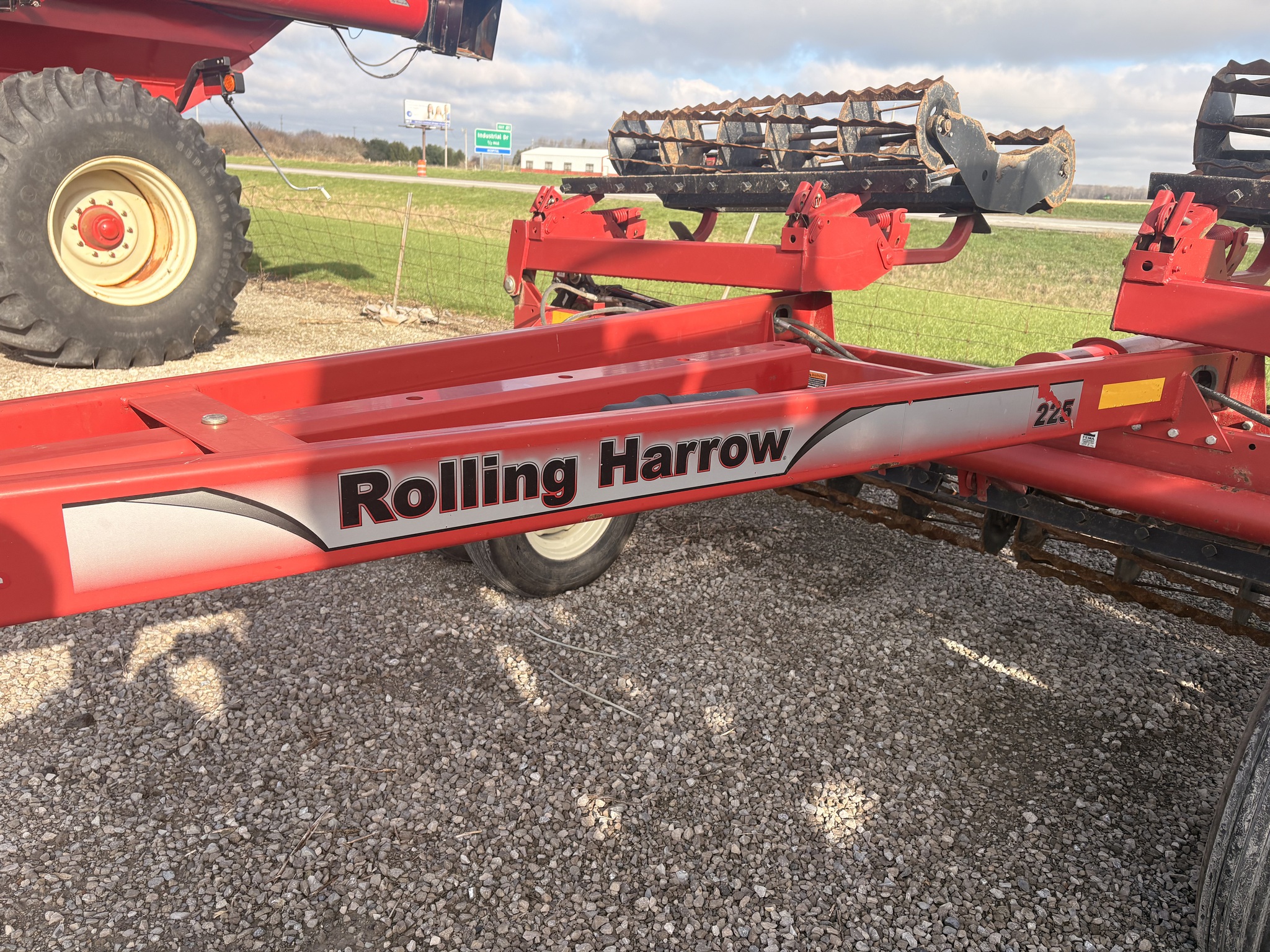 Unverferth 225 Image 16