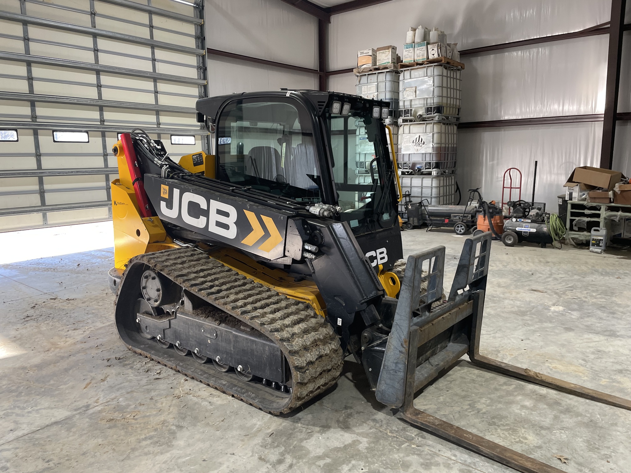  2024 JCB 3TS-8T at Heritage Tractor in Baldwin City, KS