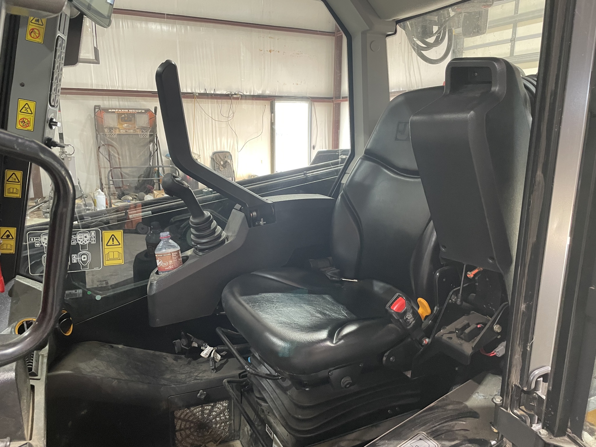  2024 JCB 3TS-8T at Heritage Tractor in Baldwin City, KS