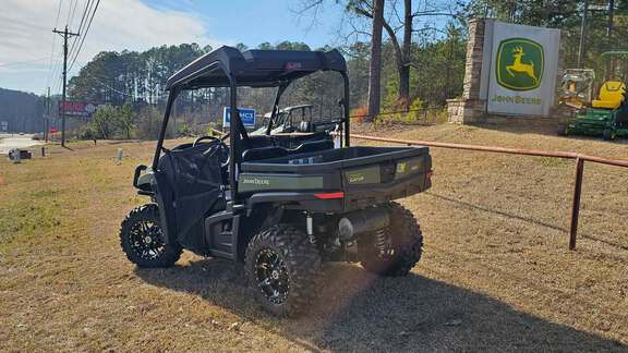 2025 John Deere XUV590M GATOR-4