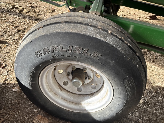 Used 2016 Unverferth AWS-36 Header carts at Koenig Equipment in Urbana, OH - Photo3