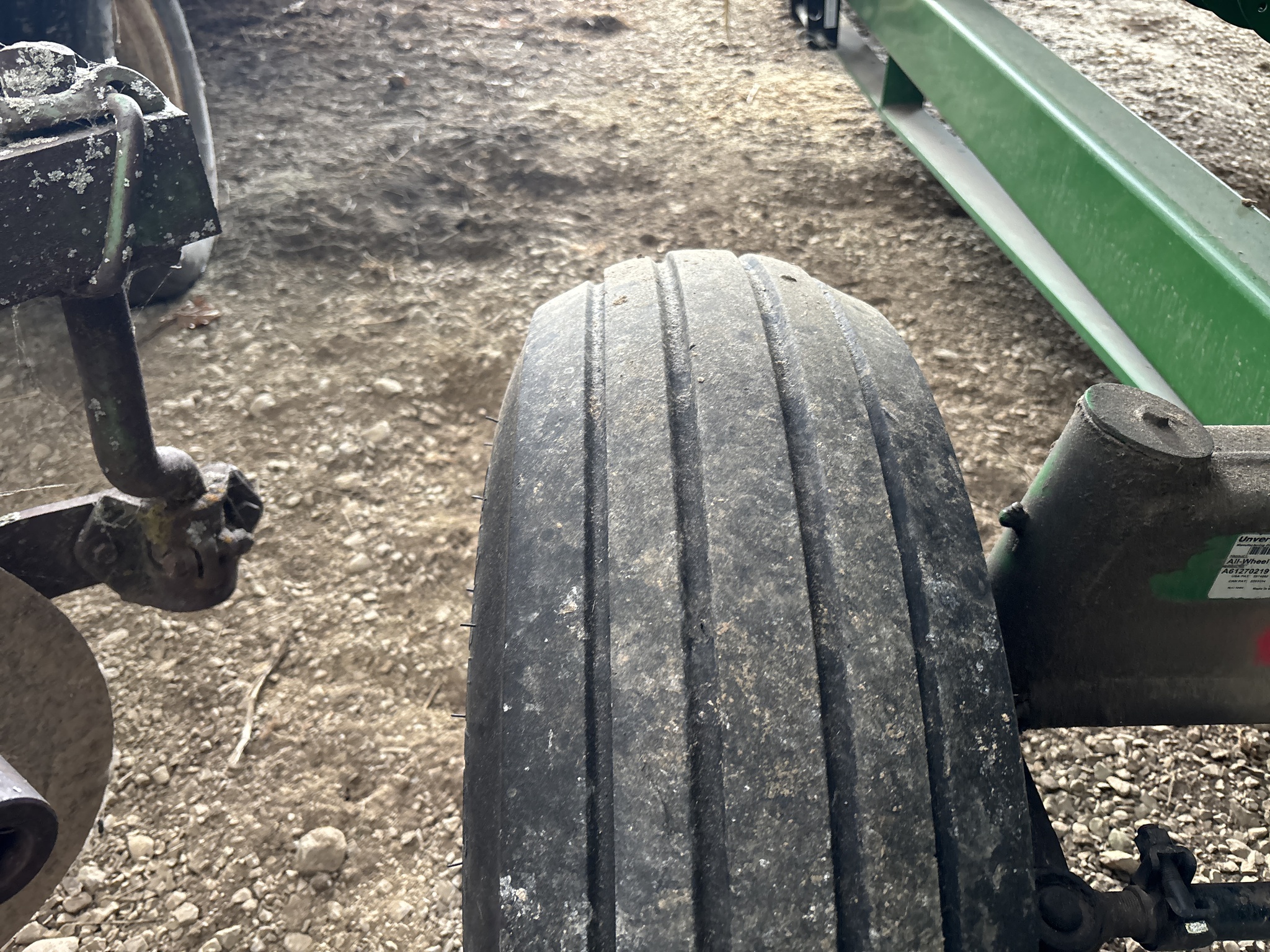 Used 2016 Unverferth AWS-36 Header carts at Koenig Equipment in Urbana, OH - PhotoXL7