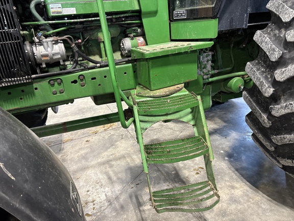Used 1991 John Deere 4955 Row Crop Tractors at Koenig Equipment in Anna, OH - Photo22