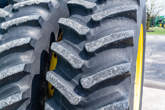 Used 1991 John Deere 4955 Row Crop Tractors at Koenig Equipment in Anna, OH - Photo13