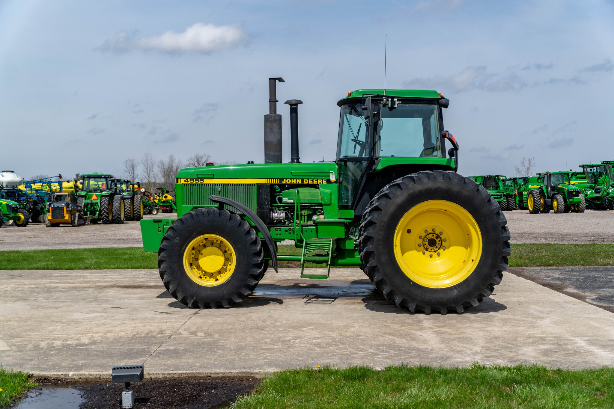 Used 1991 John Deere 4955 Row Crop Tractors at Koenig Equipment in Anna, OH - PhotoXL1