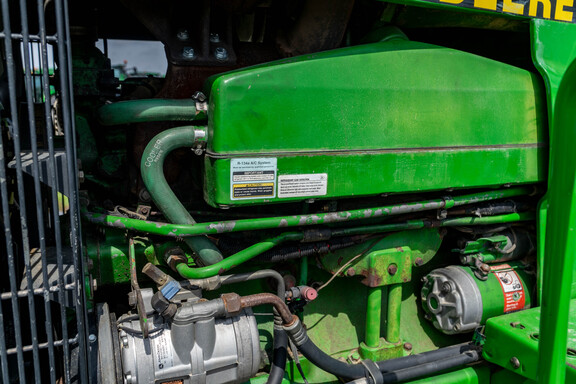 Used 1991 John Deere 4955 Row Crop Tractors at Koenig Equipment in Anna, OH - Photo25