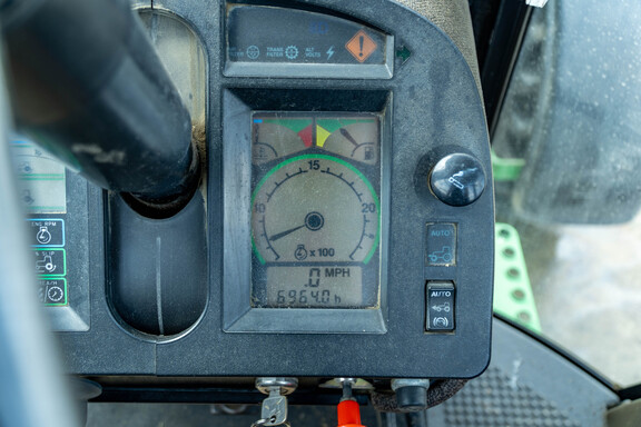 Used 1991 John Deere 4955 Row Crop Tractors at Koenig Equipment in Anna, OH - Photo32