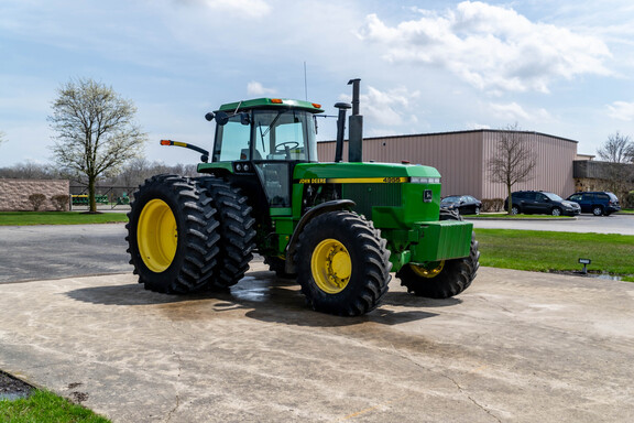 Used 1991 John Deere 4955 Row Crop Tractors at Koenig Equipment in Anna, OH - Photo6