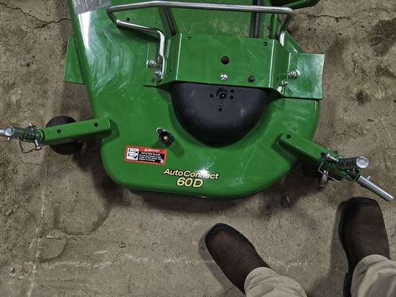 Photo of 2023 John Deere 1025R