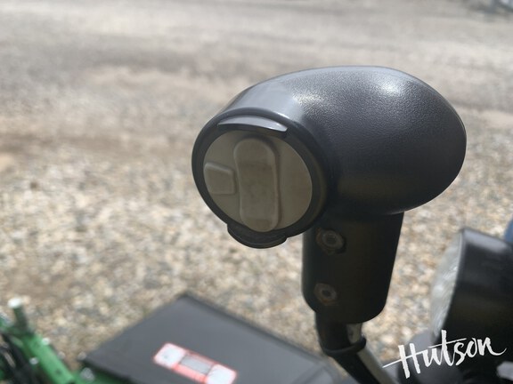 Photo of 2023 John Deere 1025R