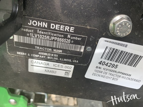 Photo of 2023 John Deere 1025R