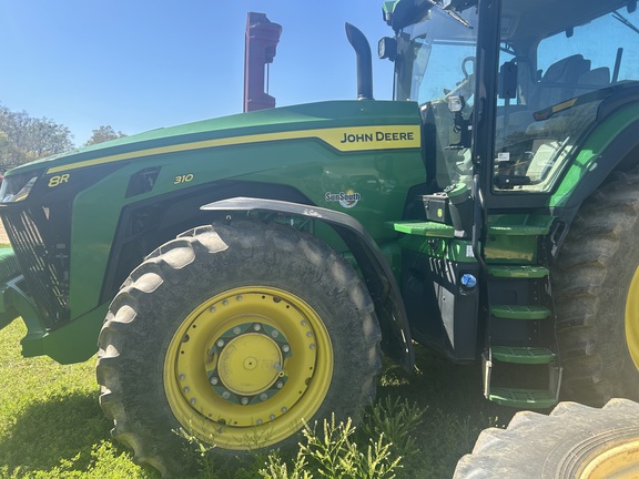 2021 John Deere 8R 310 Photo 4