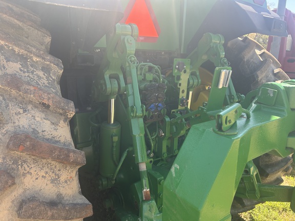 2021 John Deere 8R 310 Photo 3