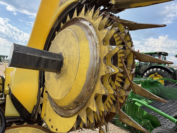 Used 2017 John Deere 770 Self Propelled Forage Harvester Heads: Rotary at Horizon Ag & Turf in Vermilion, AB - Photo3