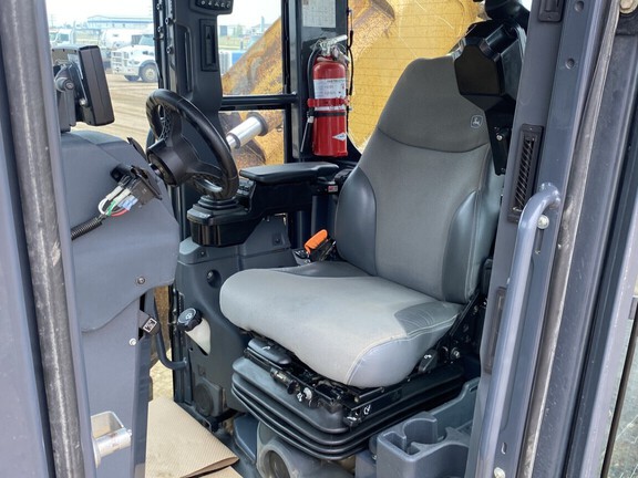 2021 John Deere 872G