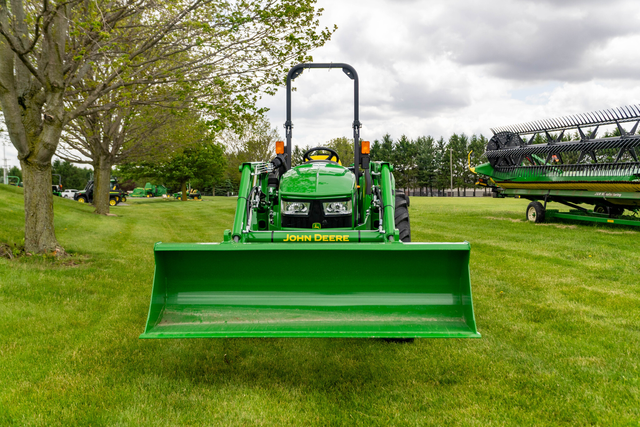 New In-Stock 2026 John Deere 4052M Compact Utility Tractors at Koenig Equipment in Urbana, OH - PhotoXL2