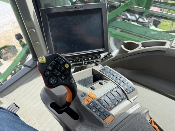 Photo of 2023 John Deere 410R