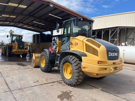 2020 John Deere 344L