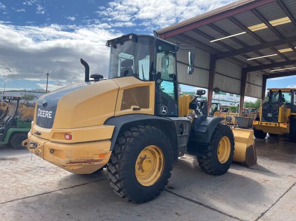 2020 John Deere 344L