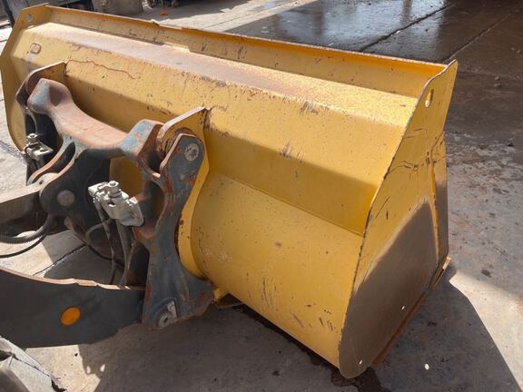 2020 John Deere 344L