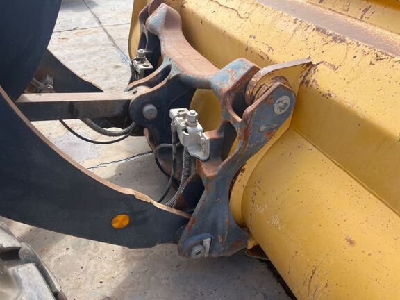 2020 John Deere 344L