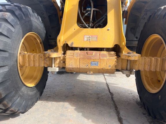 2020 John Deere 344L