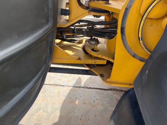 2020 John Deere 344L