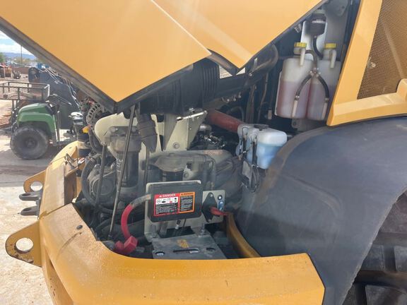 2020 John Deere 344L