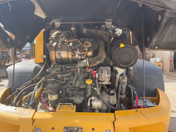 2020 John Deere 344L
