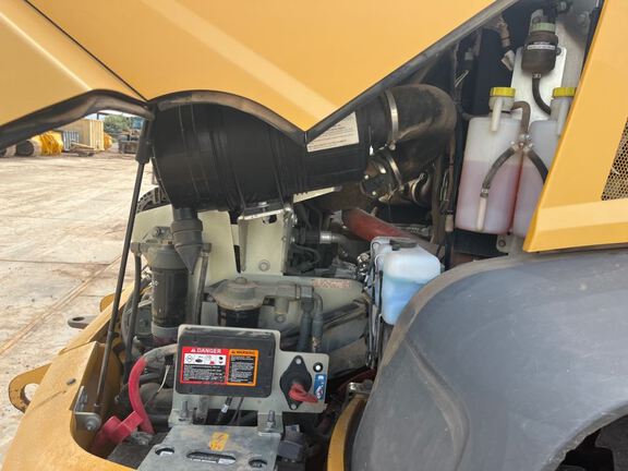 2020 John Deere 344L
