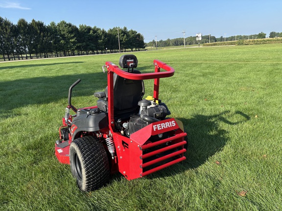 Used 2021 Ferris ISX3300 40 OGS Zero Turn Mowers at Koenig Equipment in Urbana, OH - Photo6