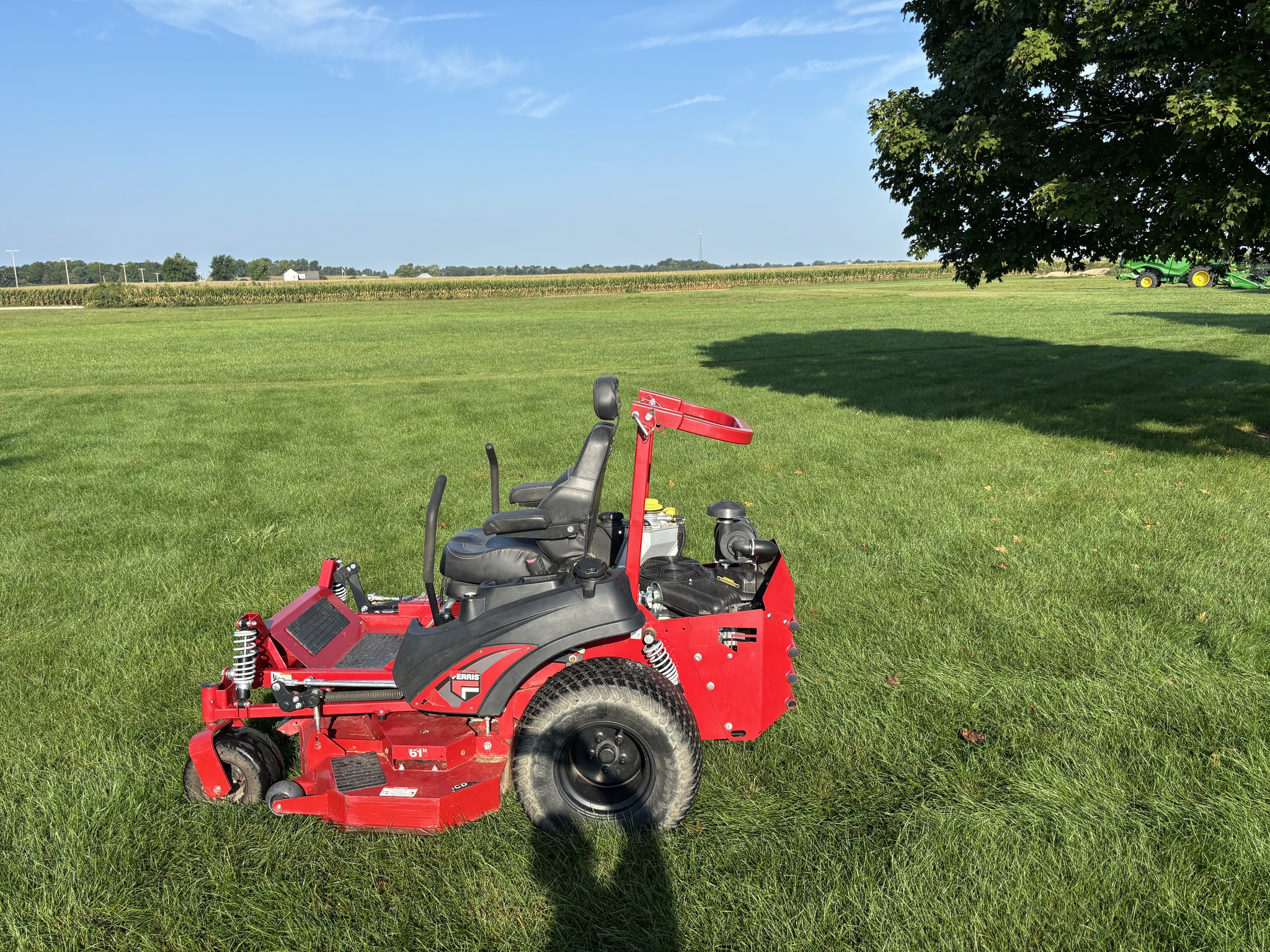 Used 2021 Ferris ISX3300 40 OGS Zero Turn Mowers at Koenig Equipment in Urbana, OH - PhotoXL7