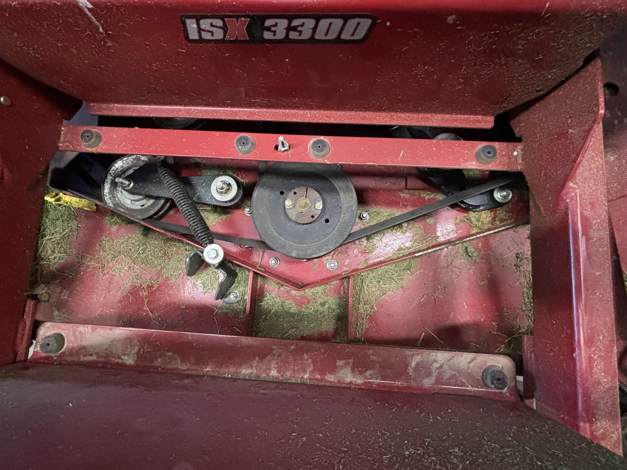 Used 2023 Ferris 5902064 / ISX3300 Zero Turn Mowers at Koenig Equipment in Urbana, OH - PhotoXL10