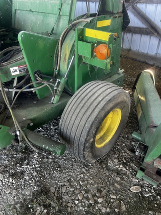 Photo of 2013 John Deere 3975
