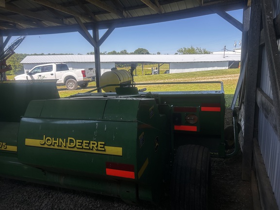Photo of 2013 John Deere 3975