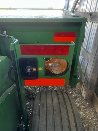 Photo of 2013 John Deere 3975